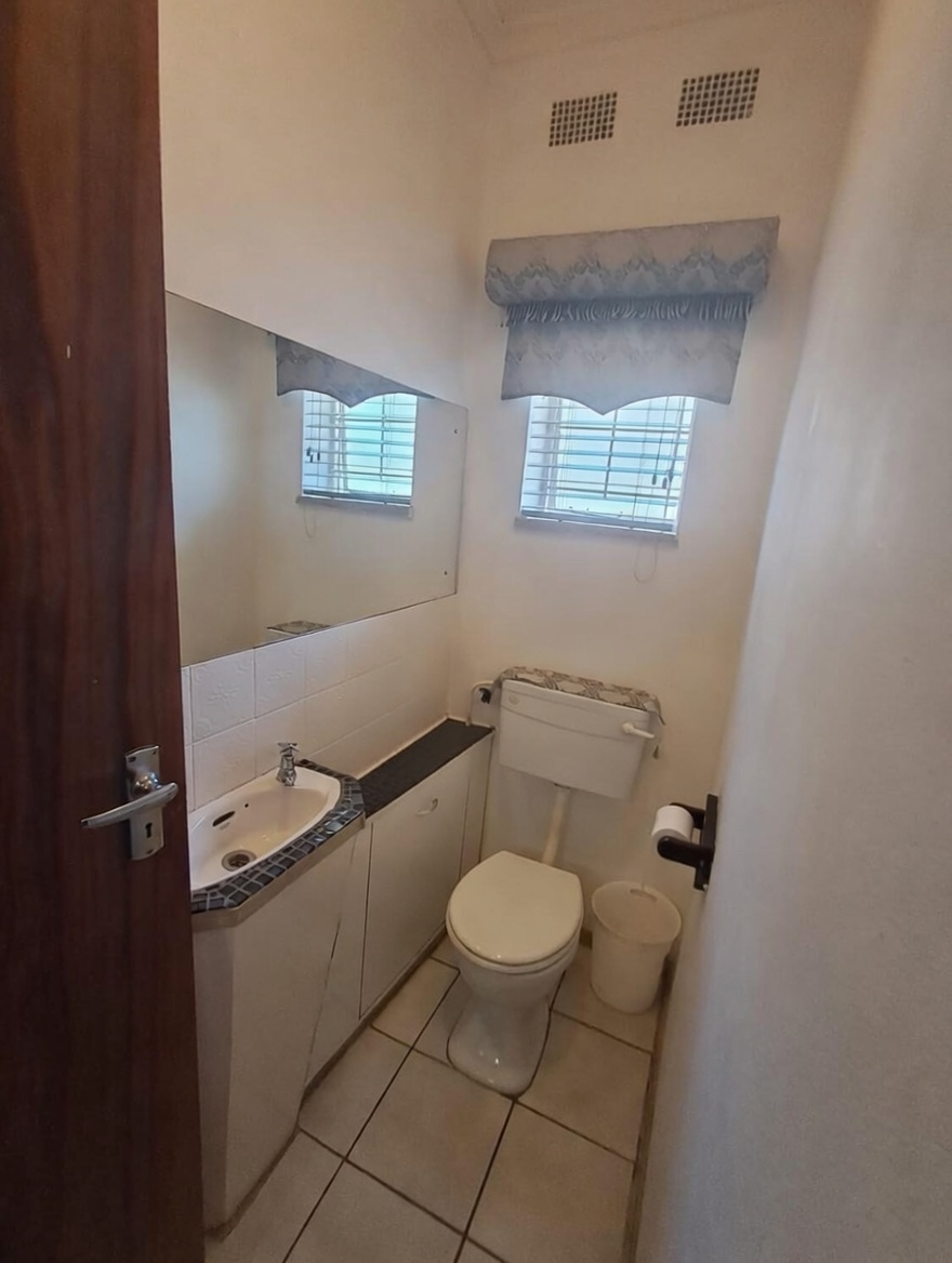 To Let 4 Bedroom Property for Rent in Bedelia Free State